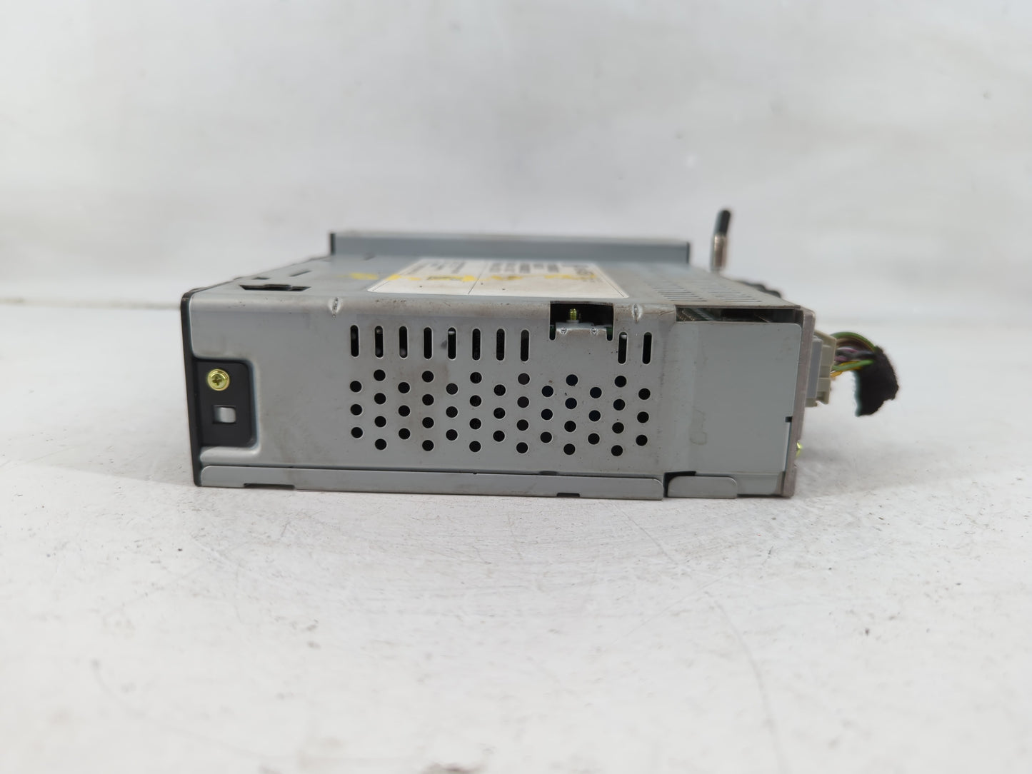 2018-2019 Gmc Canyon Radio AM FM Cd Player Receiver Replacement P/N:42554558 Fits Fits 2017 2018 2019 OEM Used Auto Parts - 