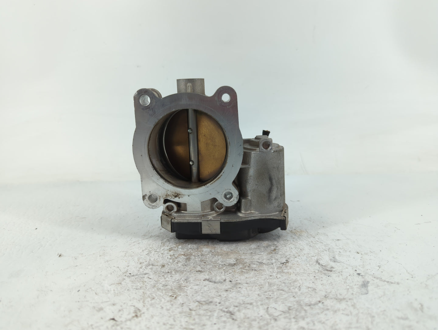 2016-2022 Gmc Canyon Throttle Body P/N:12670839AA Fits Fits 2016 2017 2018 2019 2020 2021 2022 OEM Used Auto Parts - Oemused