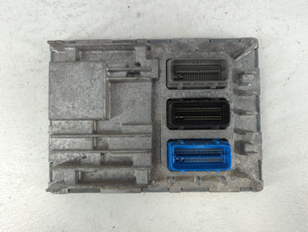 compare product 2017-2022 Gmc Canyon PCM Engine Control Computer ECU ECM PCU OEM P/N:12686474 12697045 Fits OEM Used Auto Parts