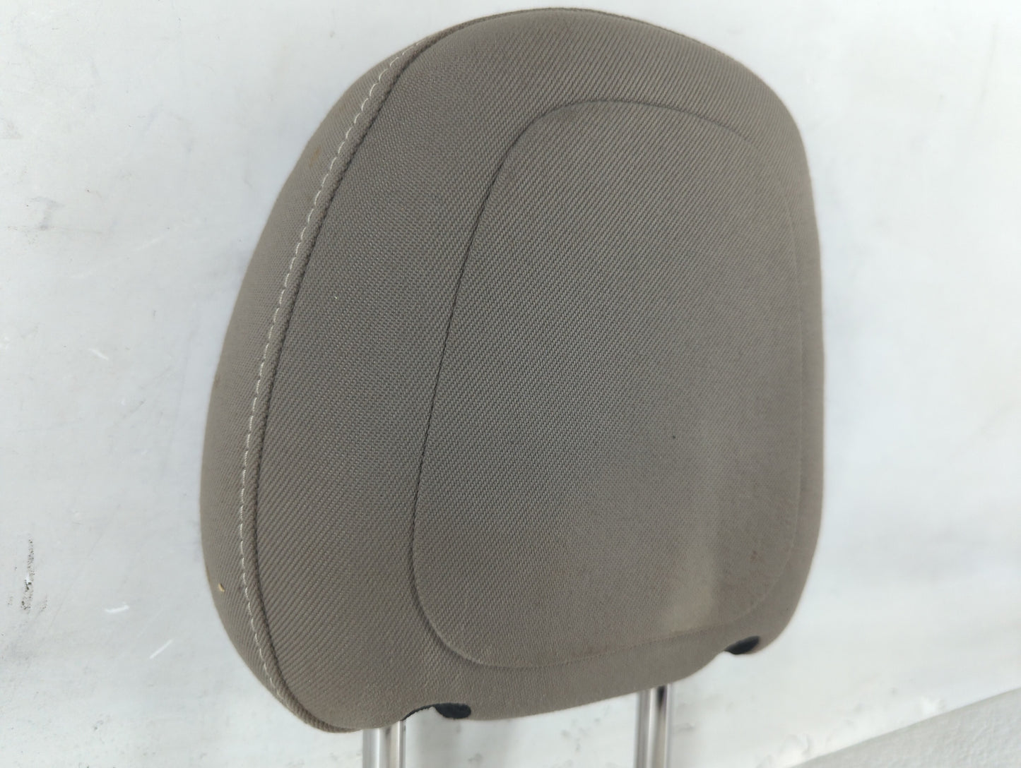 2015-2019 Gmc Canyon Headrest Head Rest Front Driver Passenger Seat Beige - Oemusedautoparts1.com