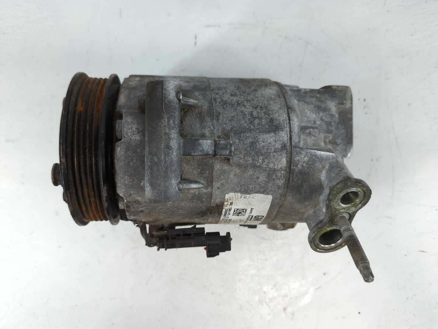 2017-2022 Gmc Canyon Air Conditioning A/c Ac Compressor Oem - Oemusedautoparts1.com