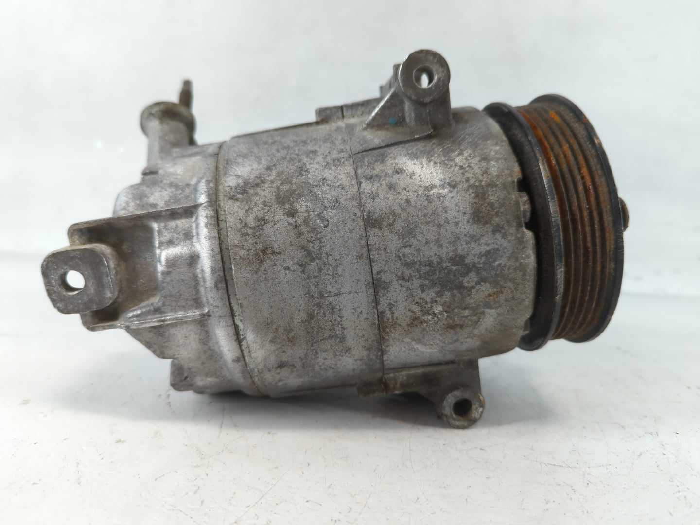 2017-2022 Gmc Canyon Air Conditioning A/c Ac Compressor Oem - Oemusedautoparts1.com