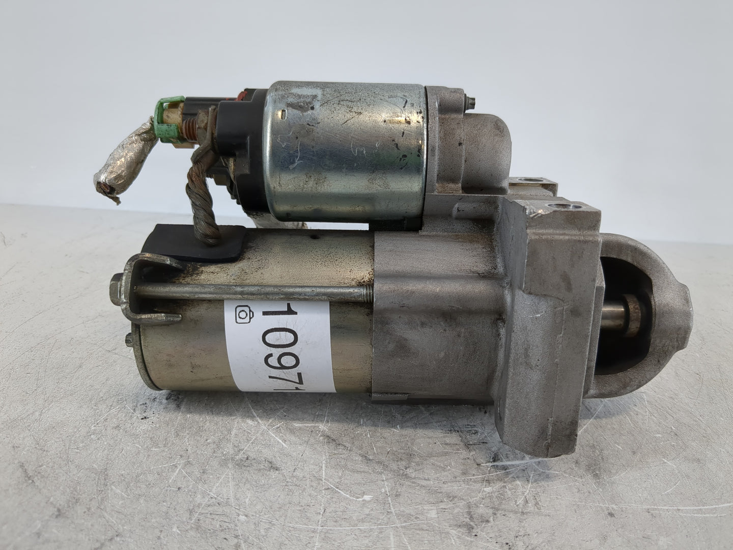 2016-2019 Gmc Savana 2500 Car Starter Motor Solenoid OEM P/N:12637617 Fits OEM Used Auto Parts - Oemusedautoparts1.com