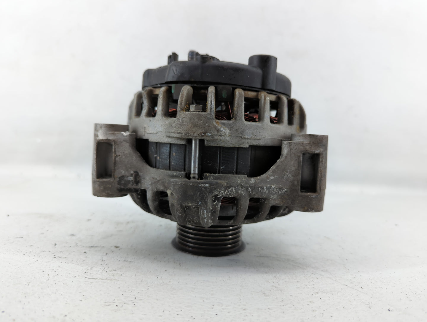 2017-2019 Gmc Savana 2500 Alternator Replacement Generator Charging Assembly Engine OEM P/N:84206550 Fits OEM Used Auto Part