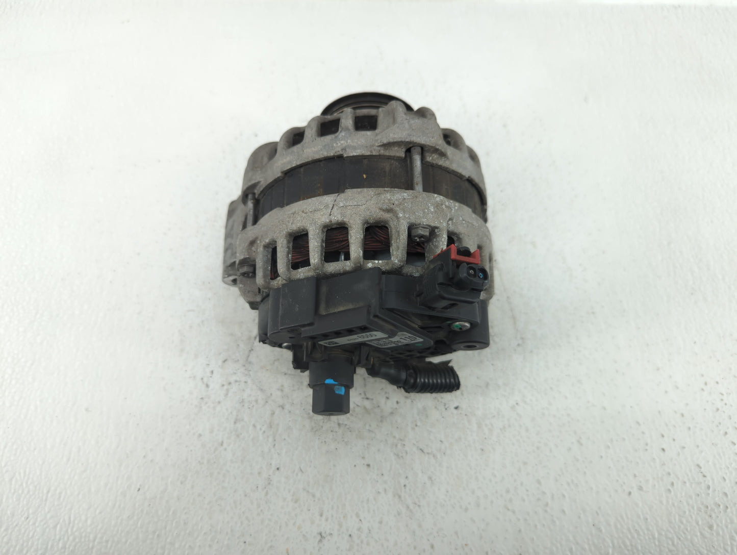 2016-2019 Gmc Savana 2500 Alternator Replacement Generator Charging Assembly Engine OEM P/N:84206550 Fits OEM Used Auto Part