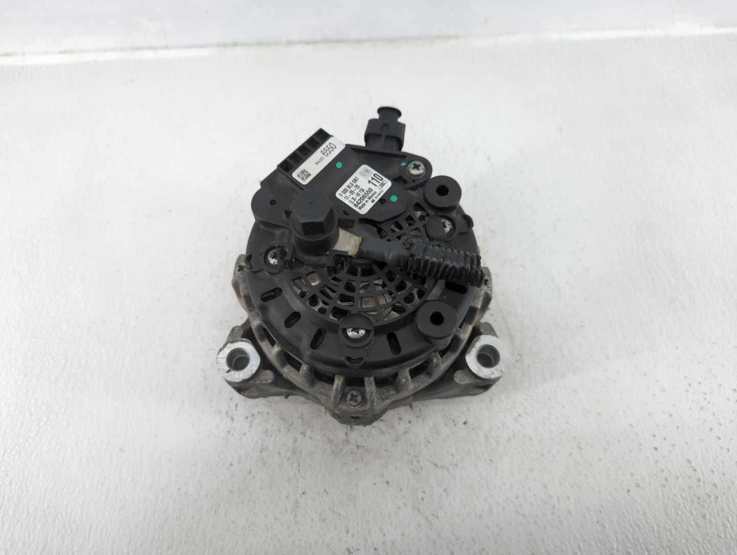 2016-2019 Gmc Savana 2500 Alternator Replacement Generator Charging Assembly Engine OEM P/N:84206550 Fits OEM Used Auto Part