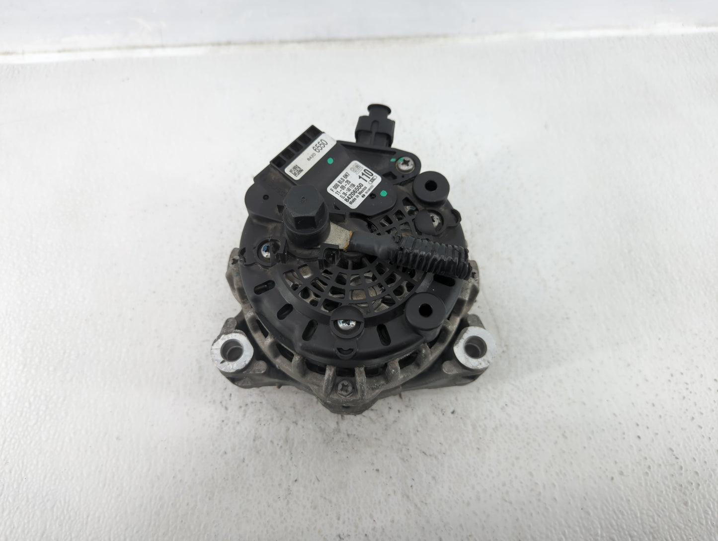 2016-2019 Gmc Savana 2500 Alternator Replacement Generator Charging Assembly Engine OEM P/N:84206550 Fits OEM Used Auto Part