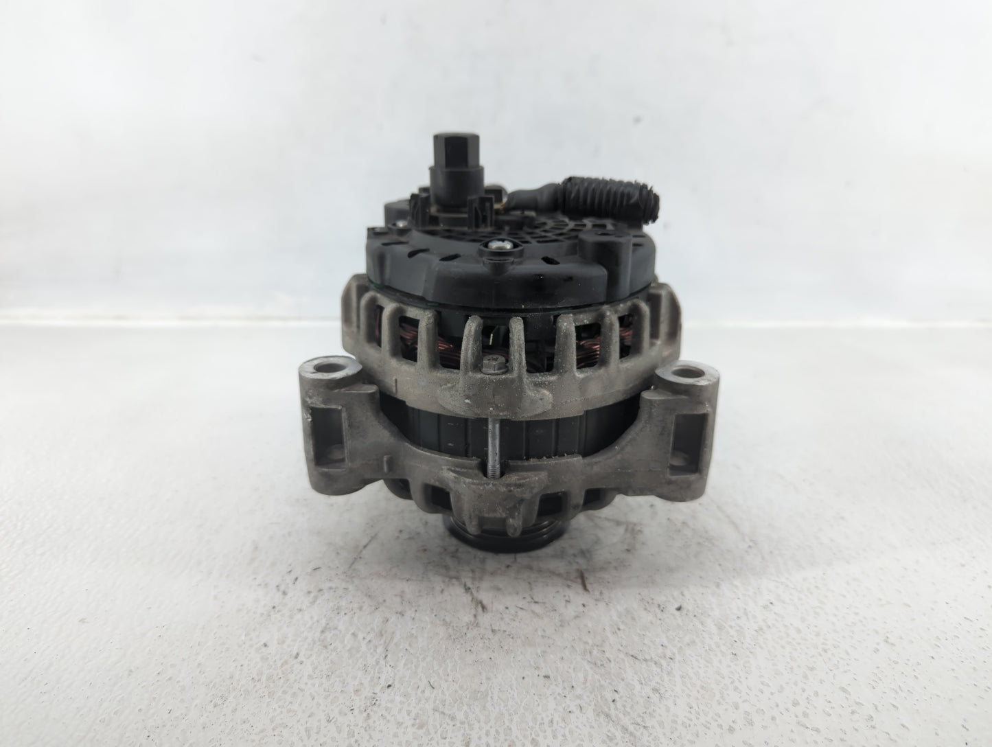 2016-2019 Gmc Savana 2500 Alternator Replacement Generator Charging Assembly Engine OEM P/N:84206550 Fits OEM Used Auto Part