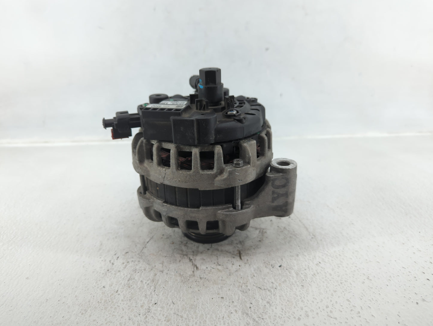 2016-2019 Gmc Savana 2500 Alternator Replacement Generator Charging Assembly Engine OEM P/N:84206550 Fits OEM Used Auto Part