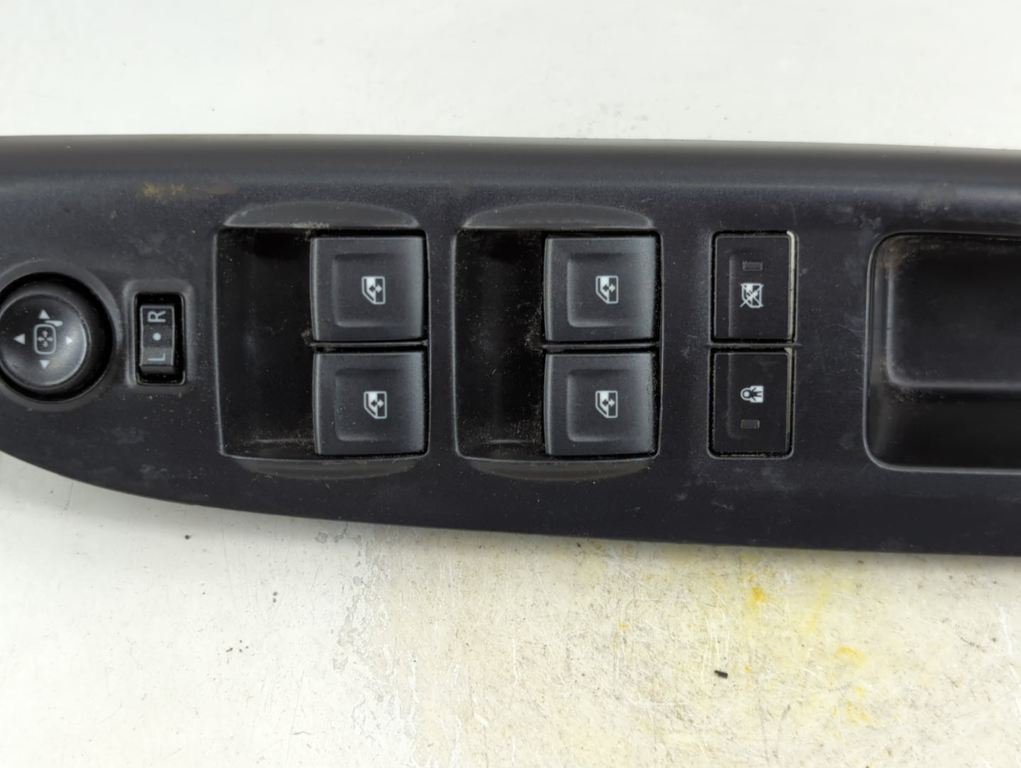 2014-2019 Gmc Sierra 1500 Master Power Window Switch Replacement Driver Side Left P/N:23427098 Fits OEM Used Auto Parts - Oe