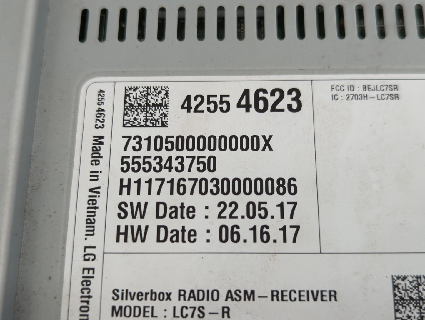 2018 Gmc Sierra 1500 Radio AM FM Cd Player Receiver Replacement P/N:42554623 Fits Fits 2019 OEM Used Auto Parts - Oemusedaut