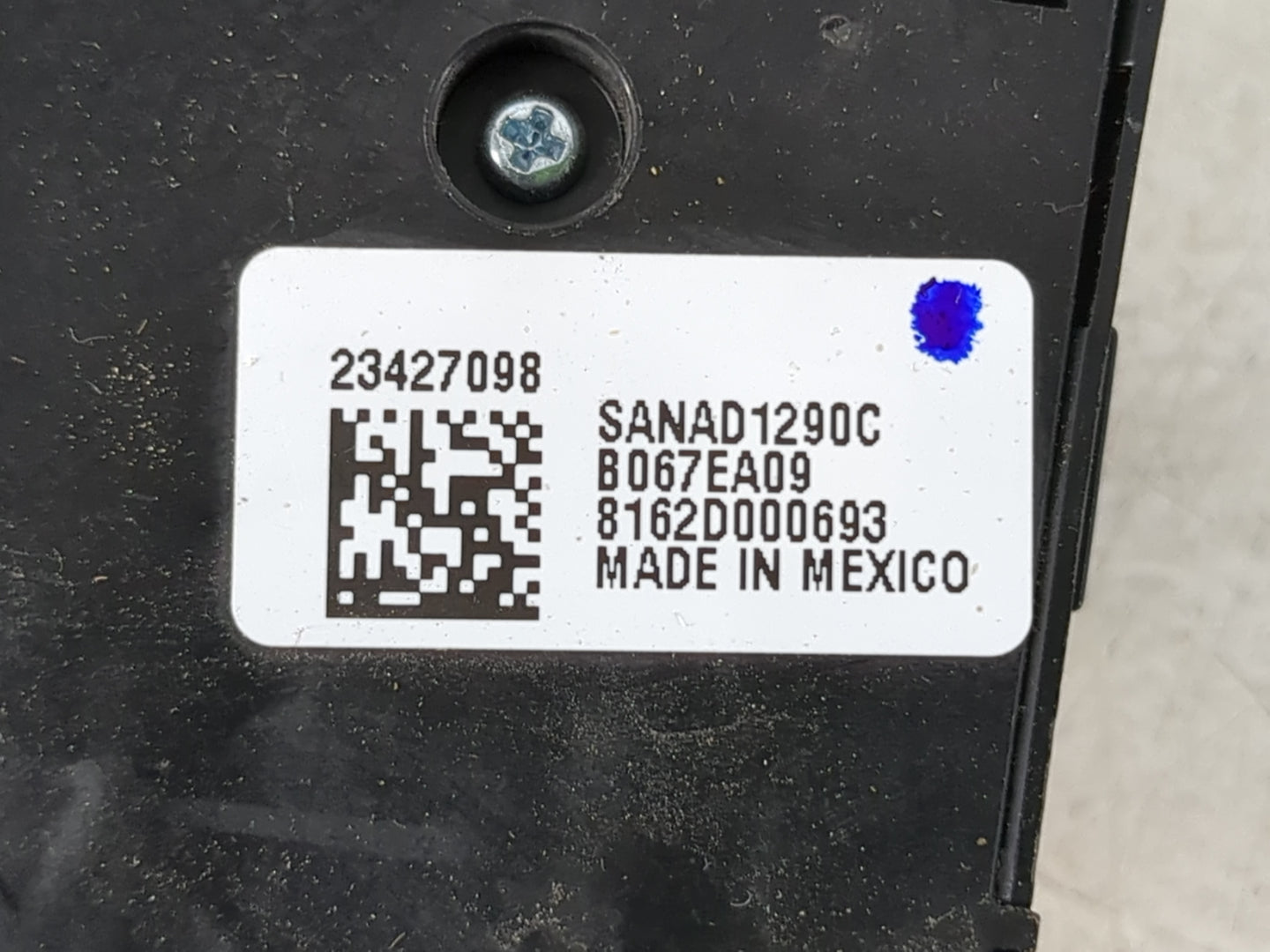 2014-2019 Gmc Sierra 1500 Master Power Window Switch Replacement Driver Side Left P/N:23427098 Fits OEM Used Auto Parts - Oe