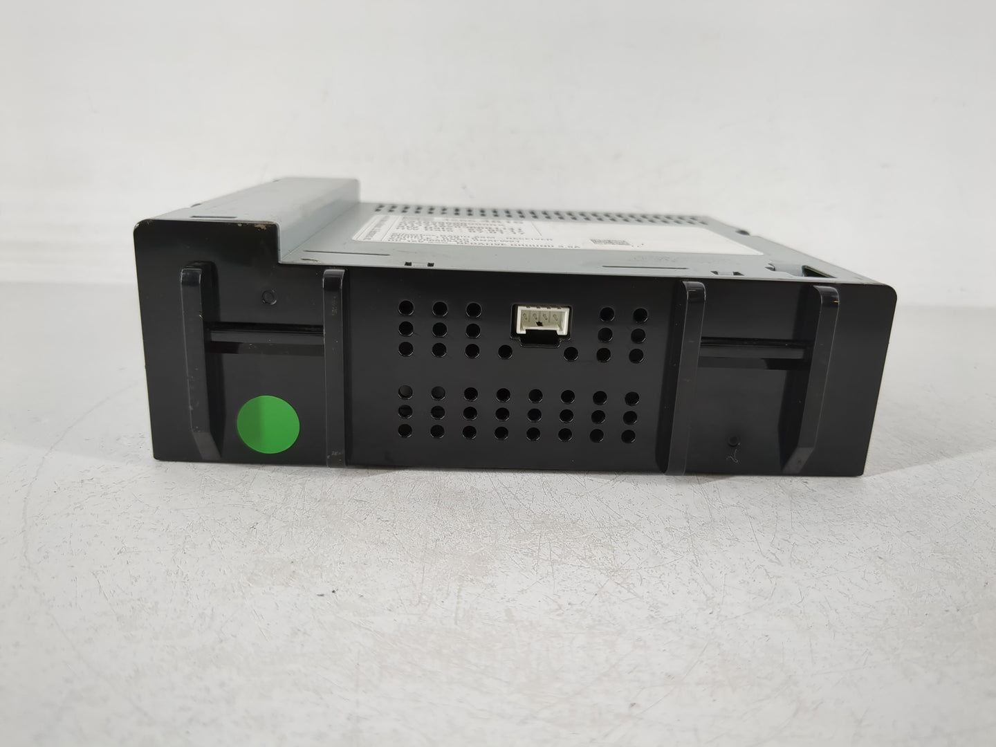 2018 Gmc Sierra 1500 Radio AM FM Cd Player Receiver Replacement P/N:42554616 Fits Fits 2019 2020 2021 OEM Used Auto Parts - 