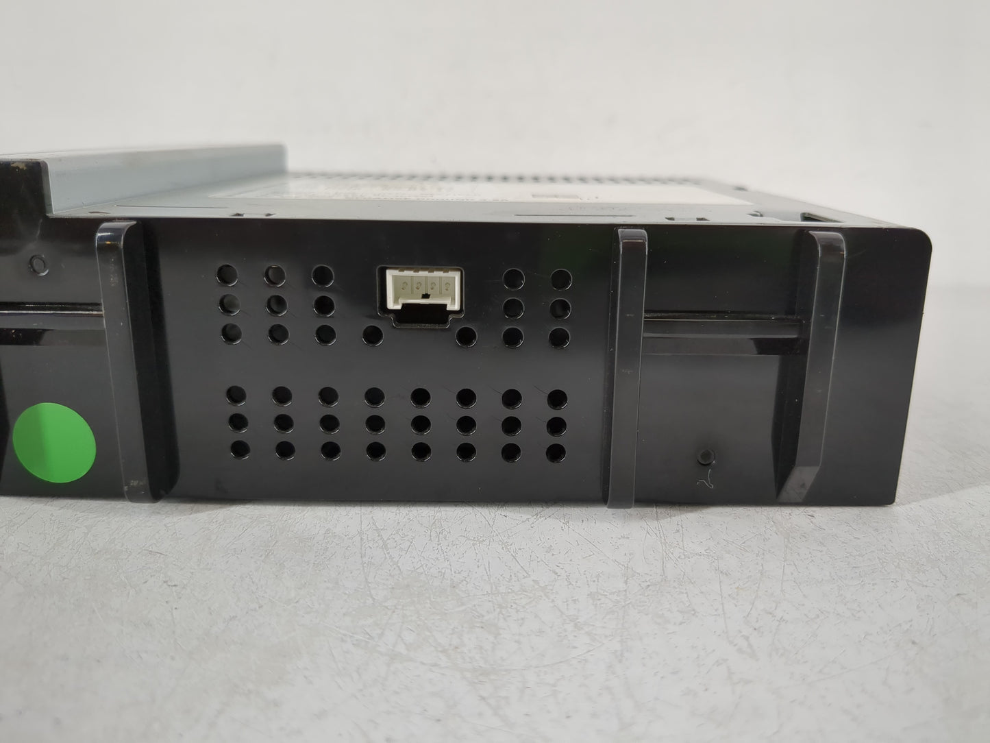 2018 Gmc Sierra 1500 Radio AM FM Cd Player Receiver Replacement P/N:42554616 Fits Fits 2019 2020 2021 OEM Used Auto Parts - 