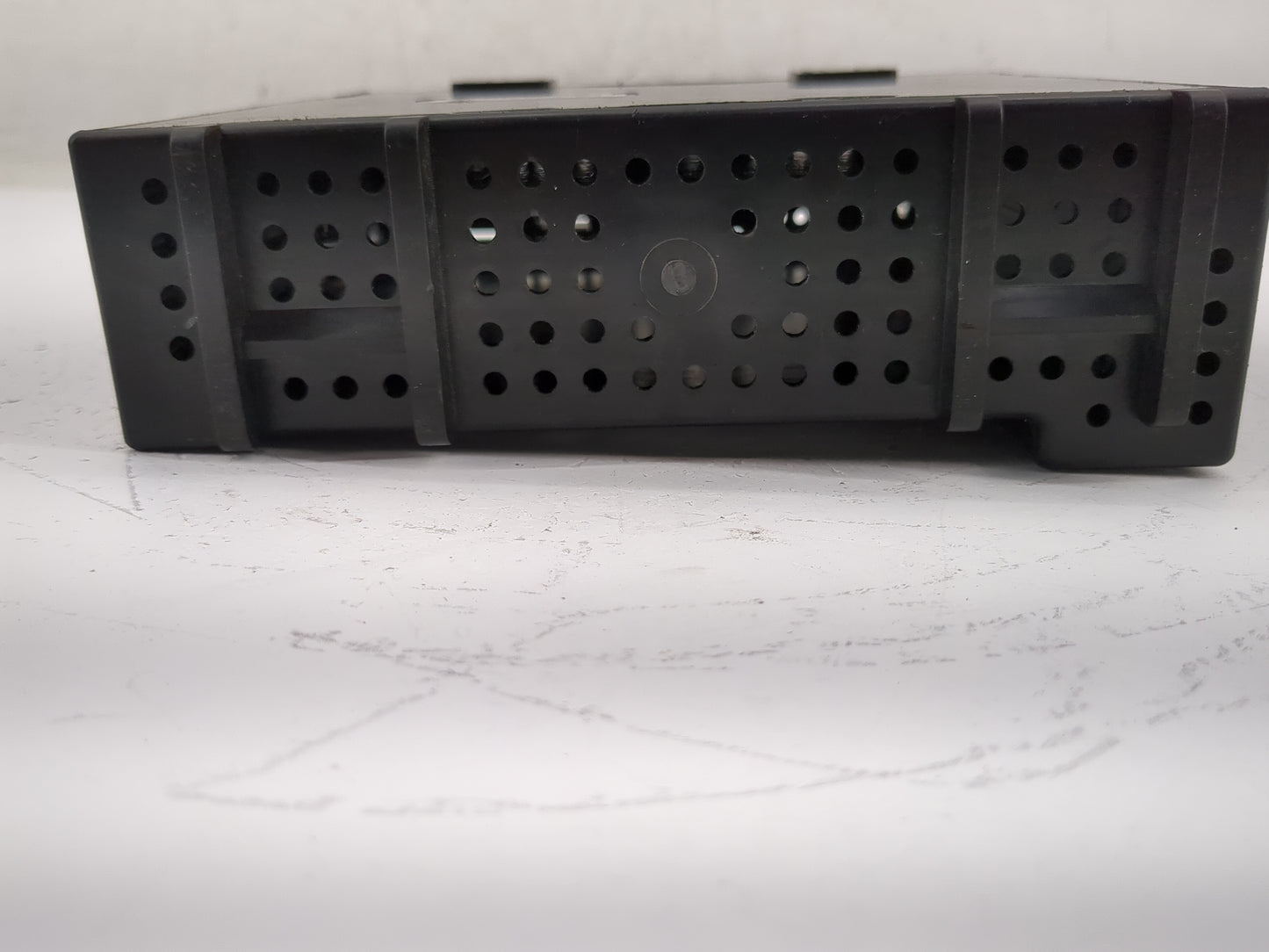2017-2018 Gmc Sierra 1500 Radio AM FM Cd Player Receiver Replacement P/N:84222871 42578313 Fits Fits 2017 2018 OEM Used Auto