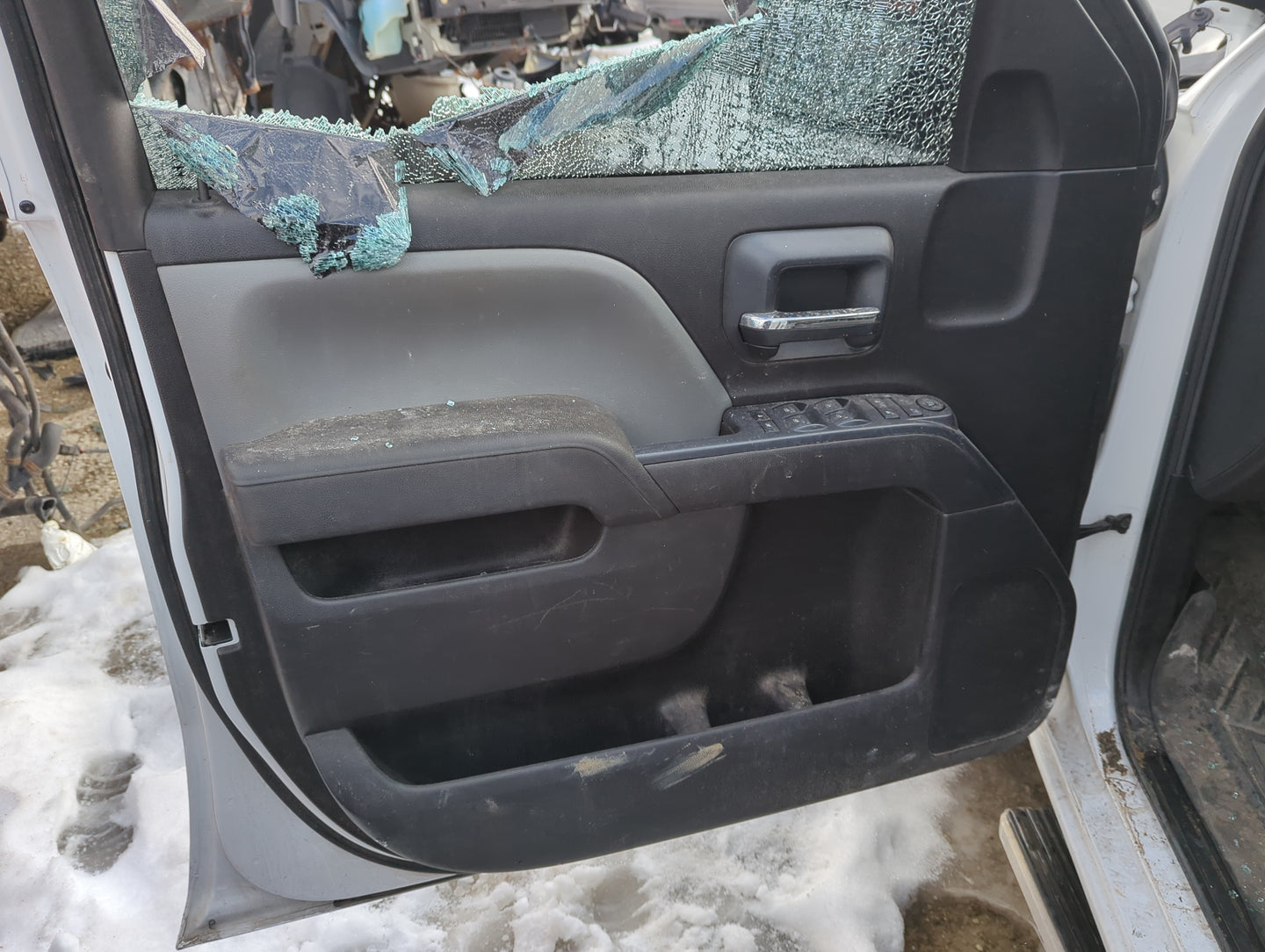 2018 Gmc Sierra 1500 Front Left Driver Interior Door Panel Trim - Oemusedautoparts1.com