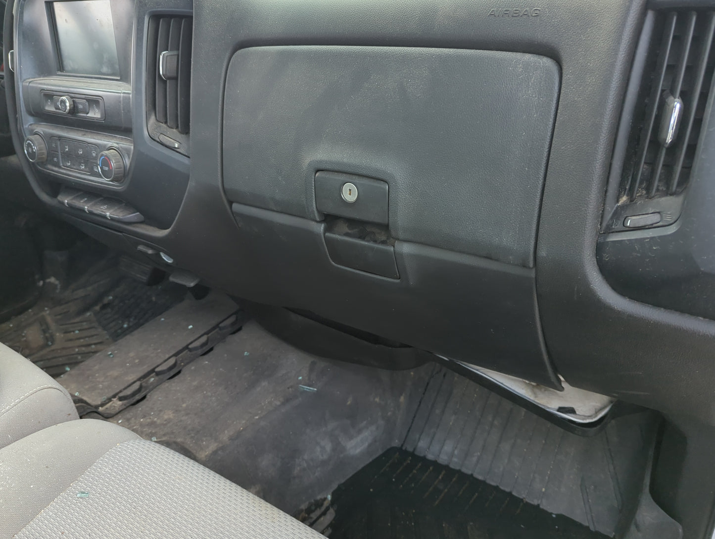 2018 Gmc Sierra 1500 Passenger Glove Box Door Storage Compartment - Oemusedautoparts1.com