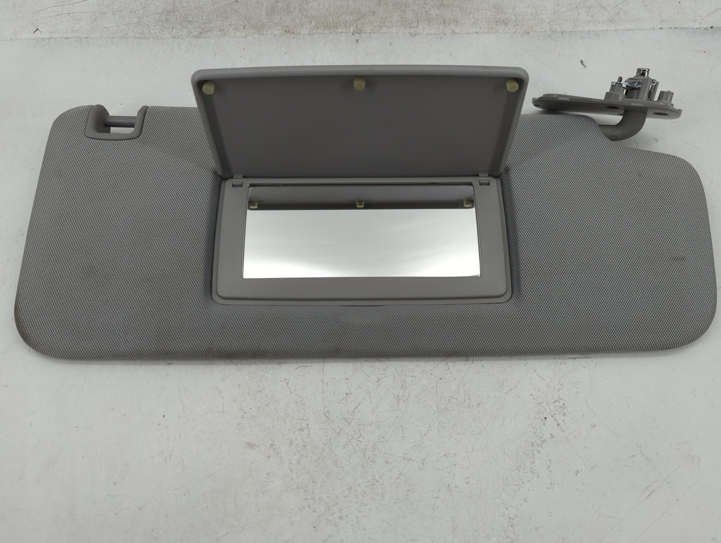 2014-2019 Gmc Sierra 1500 Sun Visor Shade Replacement Passenger Right Mirror Fits Fits 2014 2015 2016 2017 2018 2019 OEM Use