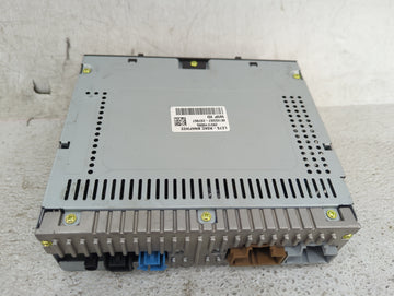 2018 Gmc Sierra 1500 Radio AM FM Cd Player Receiver Replacement P/N:LC7S-RSKC.BNAFW22 Fits Fits 2019 OEM Used Auto Parts - O
