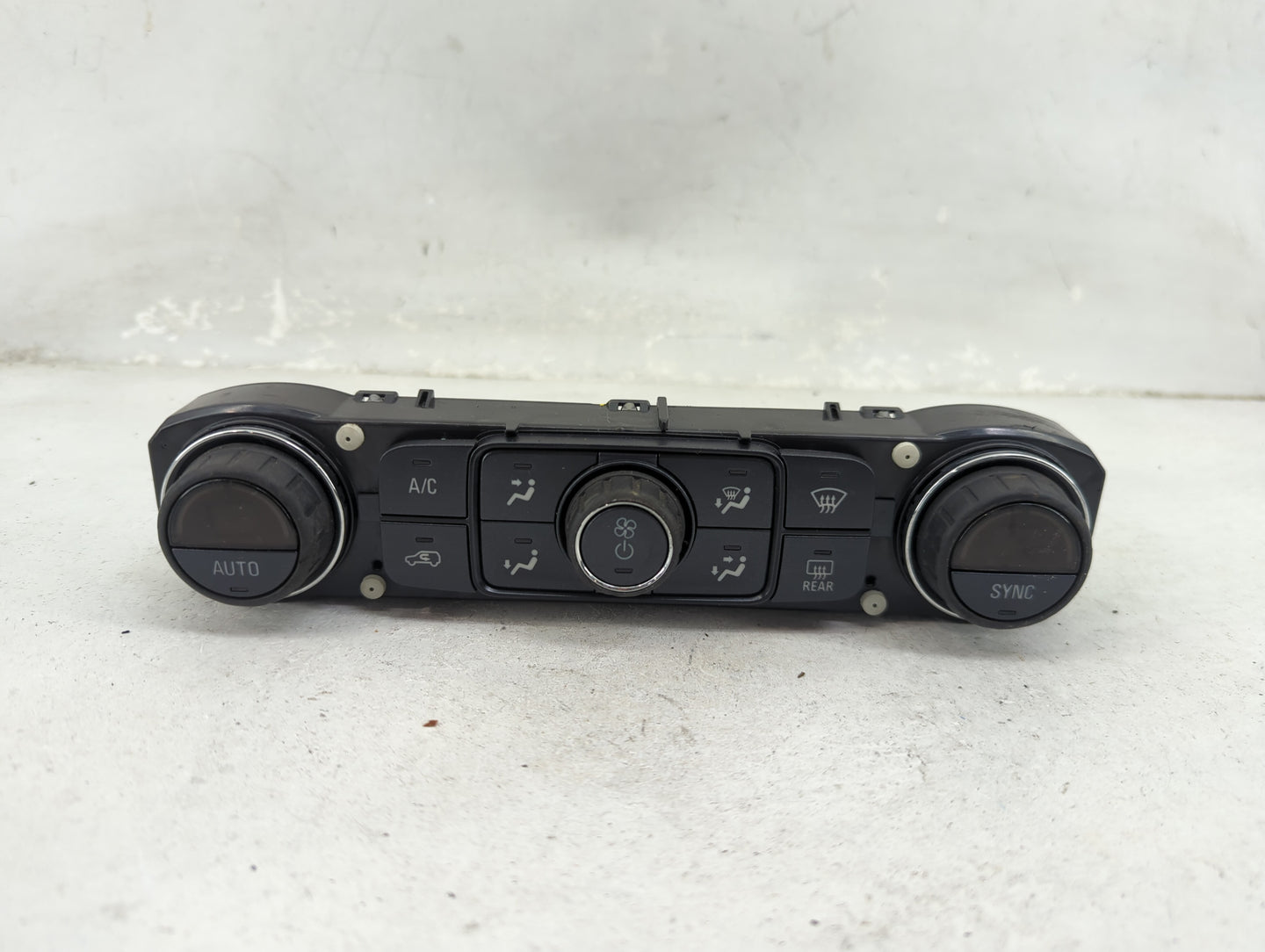 2018 Gmc Sierra 1500 Climate Control Module Temperature AC/Heater Replacement P/N:84258726 7370200000000X, 815372982 Fits OE