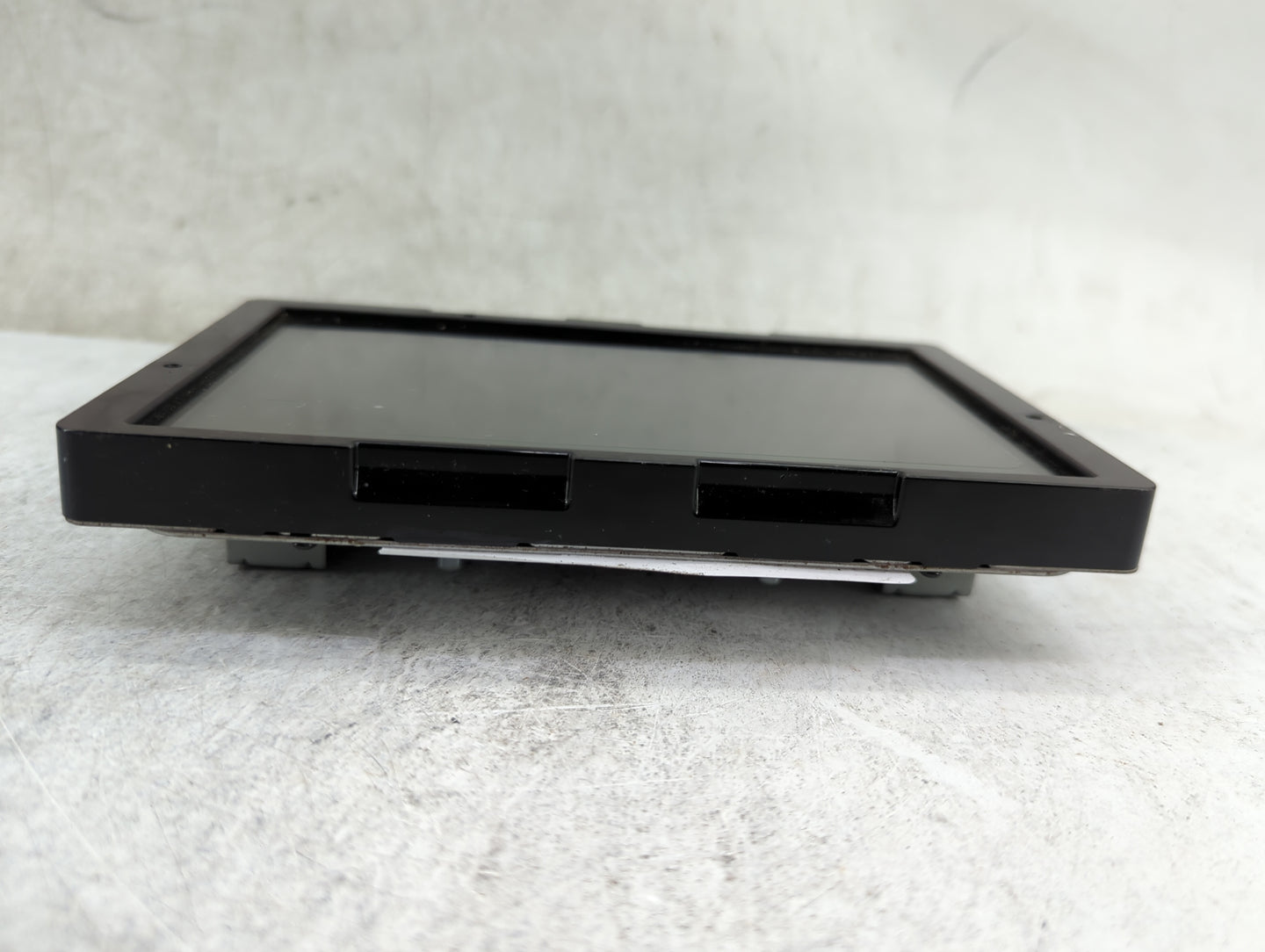 Gmc Sierra 1500 Information Display Screen 1464255 - Oemusedautoparts1.com