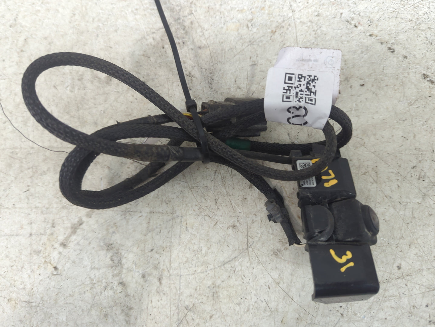 Gmc Sierra 1500 Backup Camera Or Backup Sensor - Oemusedautoparts1.com