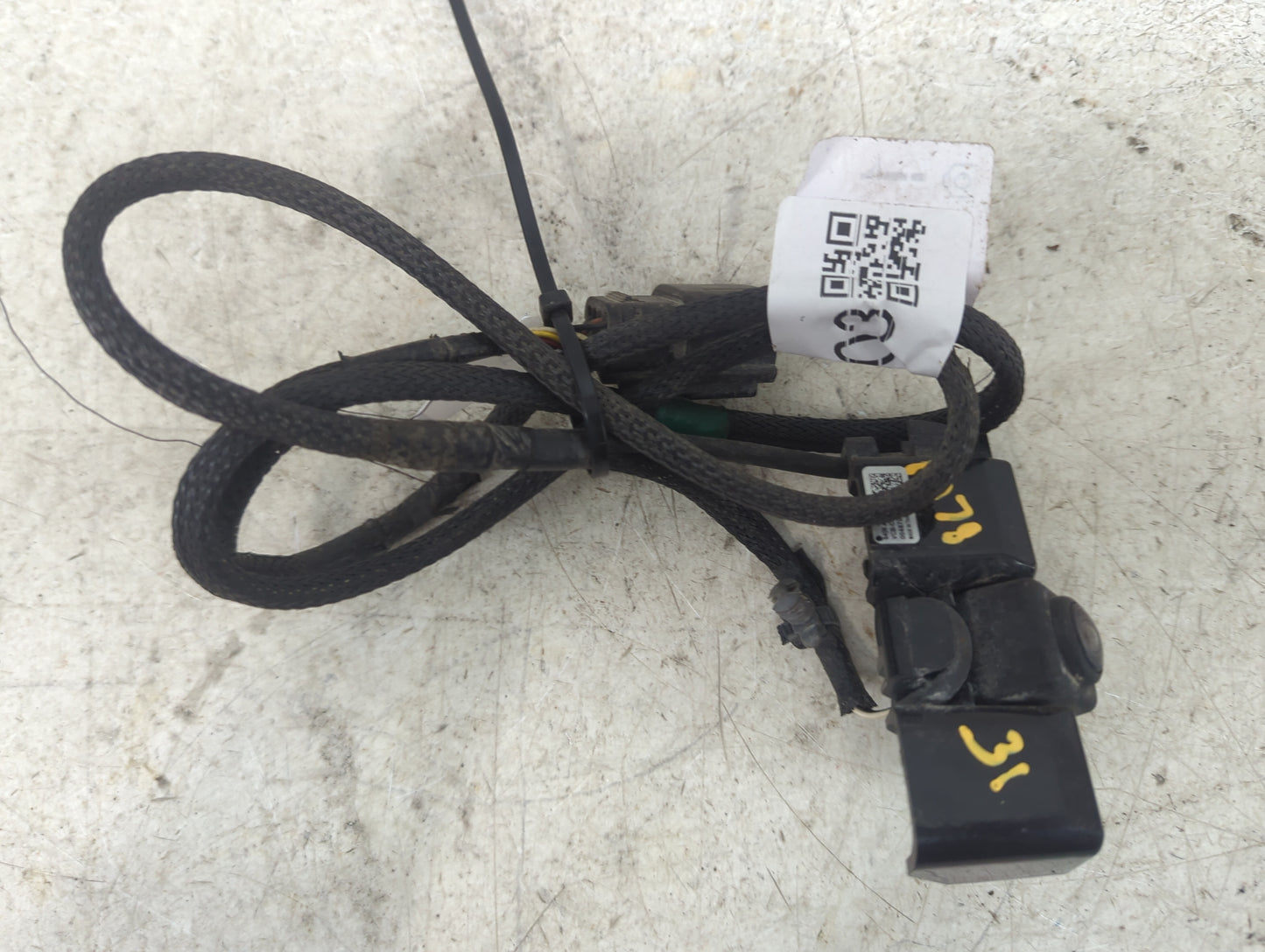 Gmc Sierra 1500 Backup Camera Or Backup Sensor - Oemusedautoparts1.com