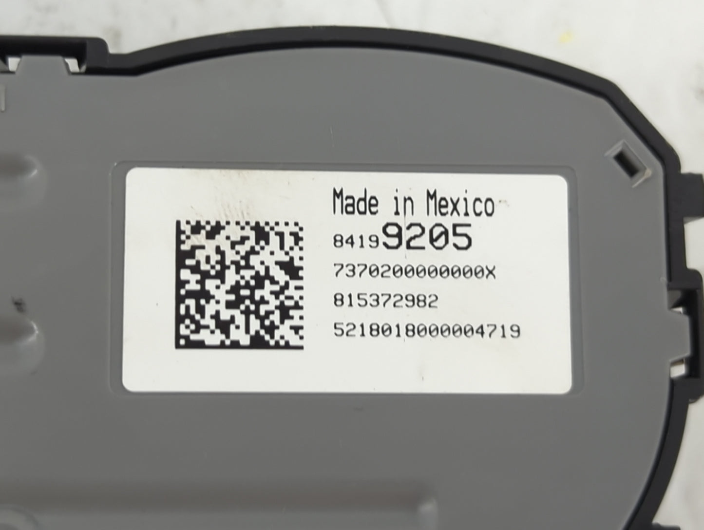 2017-2019 Gmc Sierra 1500 Climate Control Module Temperature AC/Heater Replacement P/N:84199205 815372982 Fits OEM Used Auto