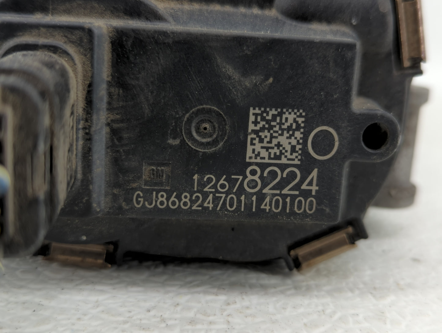 2014-2018 Gmc Sierra 1500 Throttle Body P/N:12678224 12617792 Fits Fits 2014 2015 2016 2017 2018 2019 OEM Used Auto Parts - 