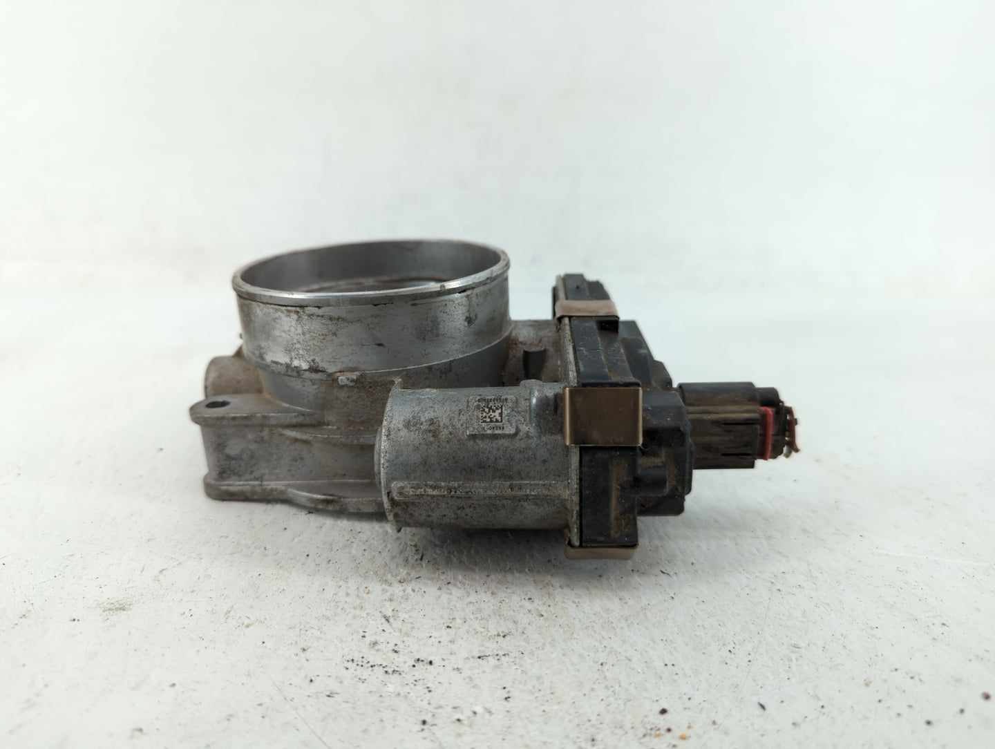 2014-2022 Gmc Sierra 1500 Throttle Body P/N:12617792 12678224 Fits Fits 2014 2015 2016 2017 2018 2019 2020 2021 2022 OEM Use