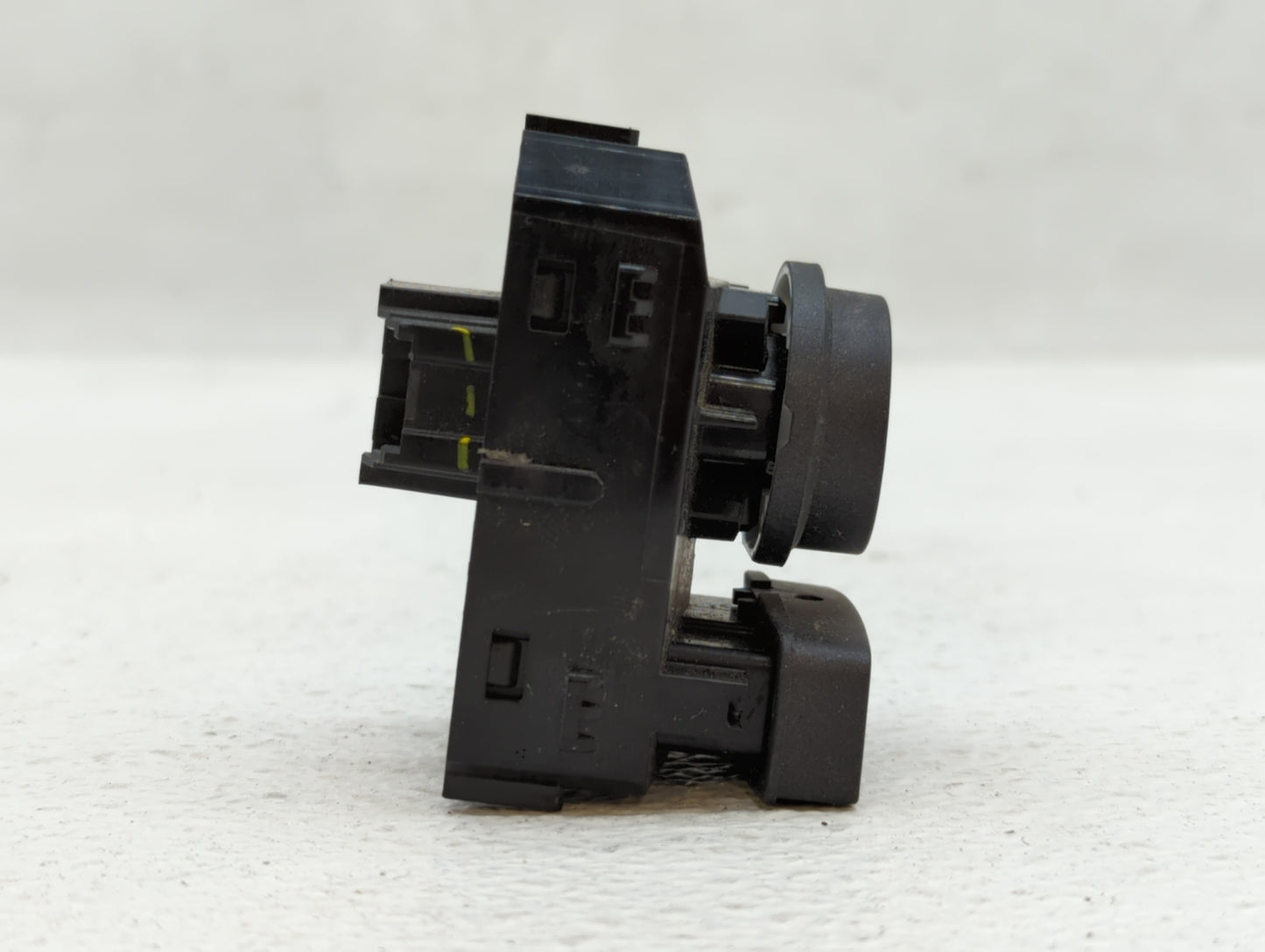 2014-2019 Gmc Sierra 1500 Master Power Window Switch Replacement Driver Side Left P/N:23154700 Fits OEM Used Auto Parts - Oe