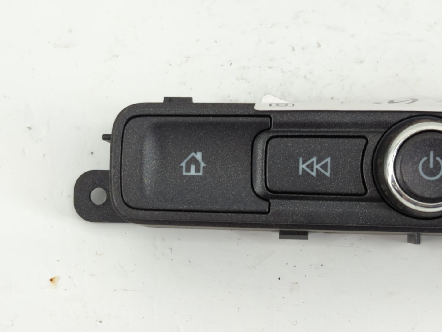 2017-2018 Gmc Sierra 1500 Radio AM FM Cd Player Receiver Replacement P/N:42516646 Fits Fits 2016 2017 2018 2019 OEM Used Aut