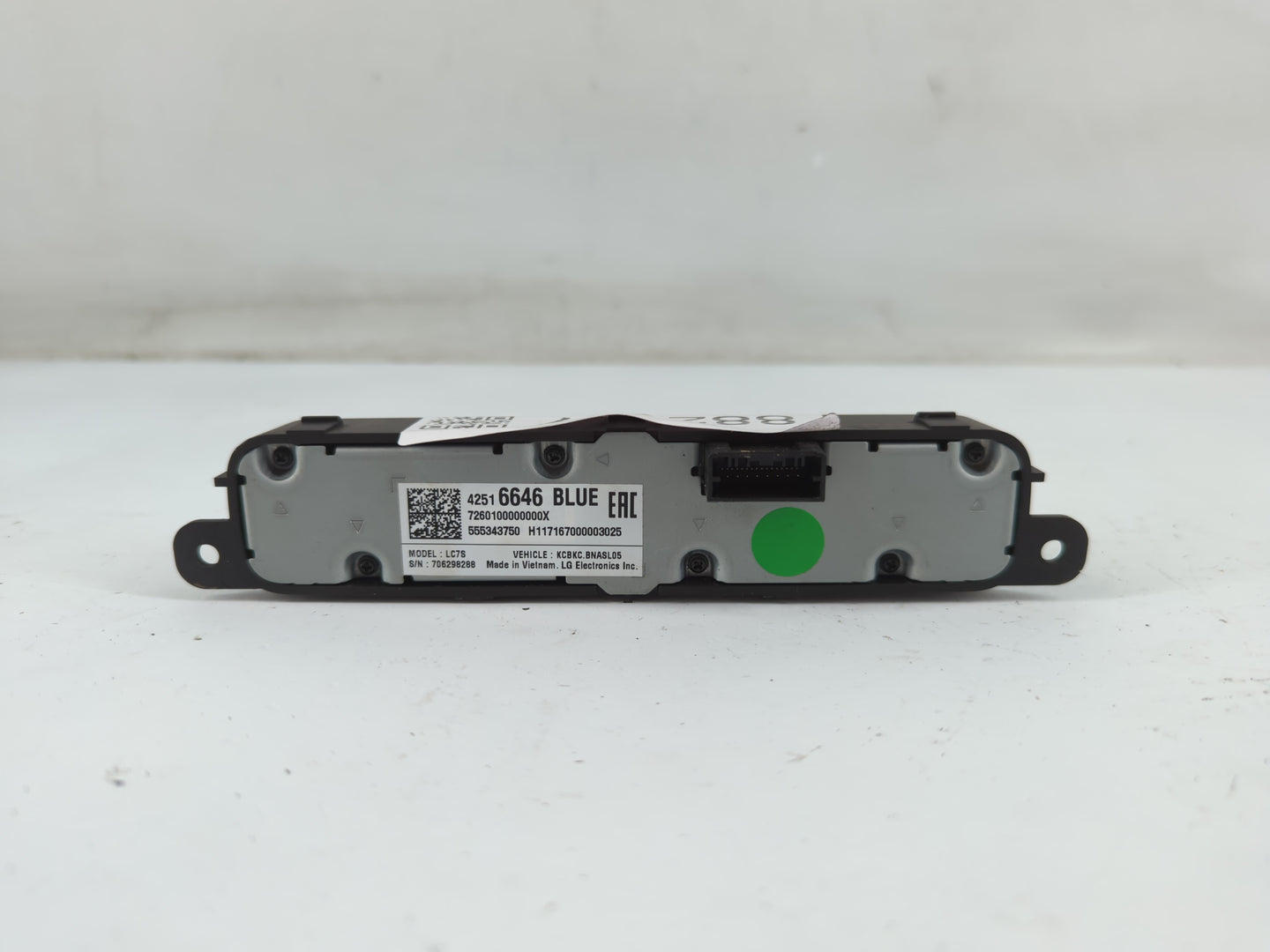 2017-2018 Gmc Sierra 1500 Radio AM FM Cd Player Receiver Replacement P/N:42516646 Fits Fits 2016 2017 2018 2019 OEM Used Aut