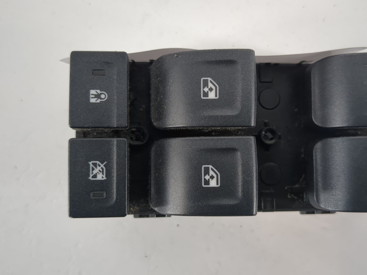 2015-2019 Gmc Sierra 2500 Master Power Window Switch Replacement Driver Side Left P/N:23427098 Fits OEM Used Auto Parts - Oe