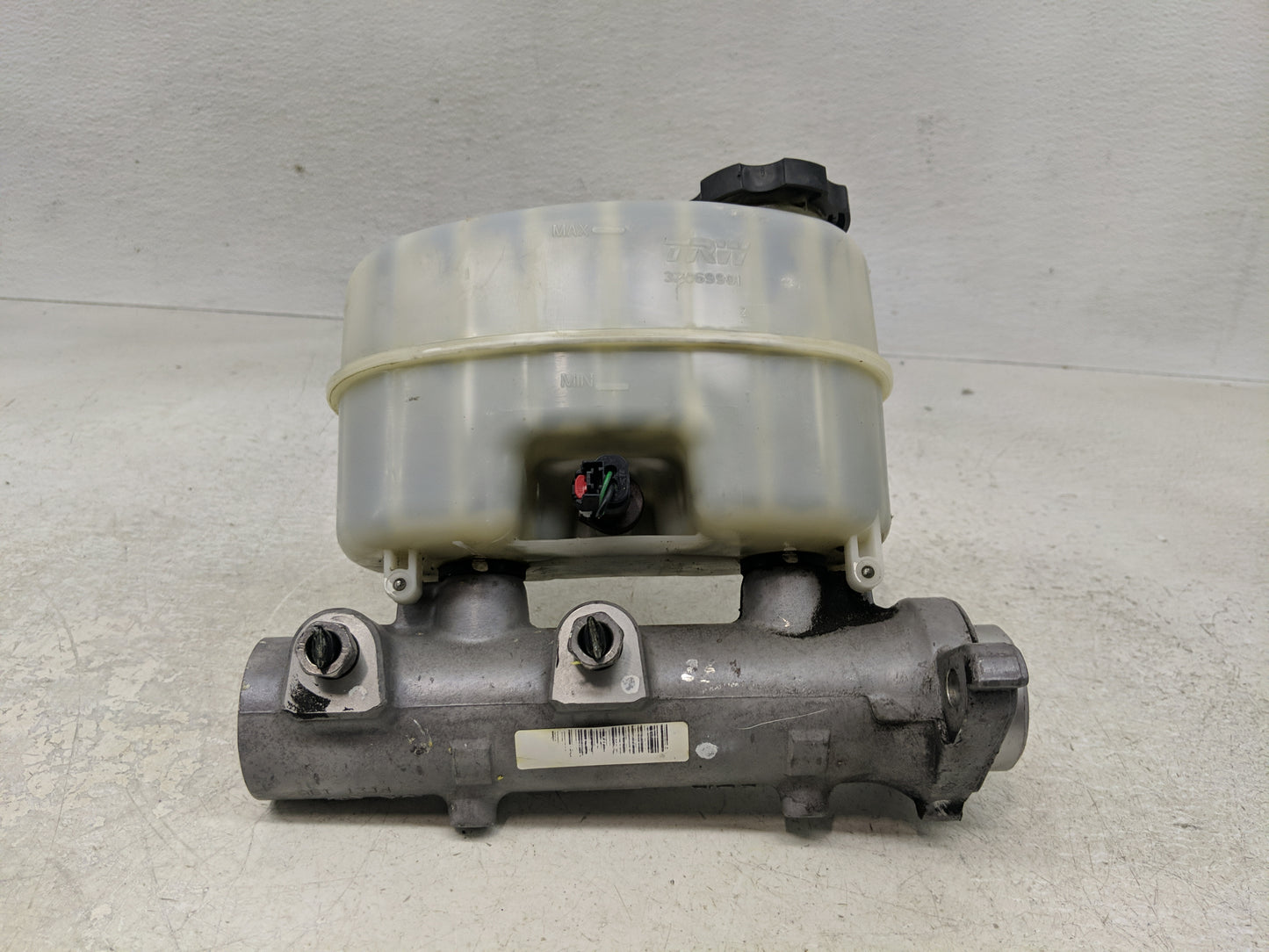Gmc Sierra 2500 Brake Master Cylinder 1311513 - Oemusedautoparts1.com