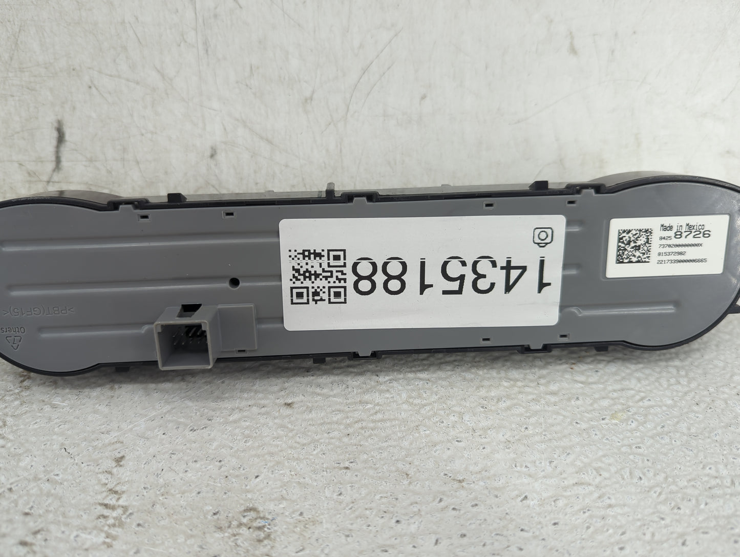 2017-2018 Gmc Sierra 2500 Climate Control Module Temperature AC/Heater Replacement P/N:84258726 815372982 Fits OEM Used Auto