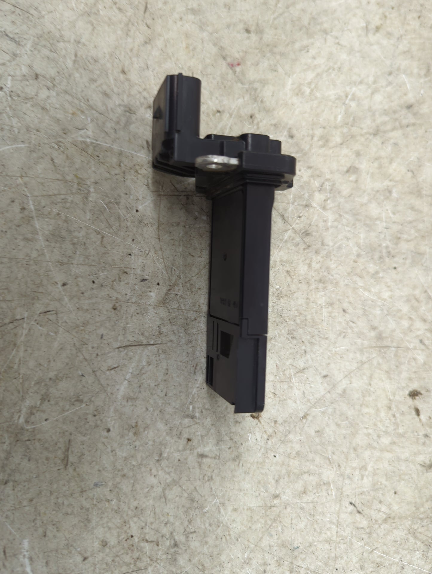 Gmc Sierra 2500 Mass Air Flow Meter Maf 1487834 - Oemusedautoparts1.com