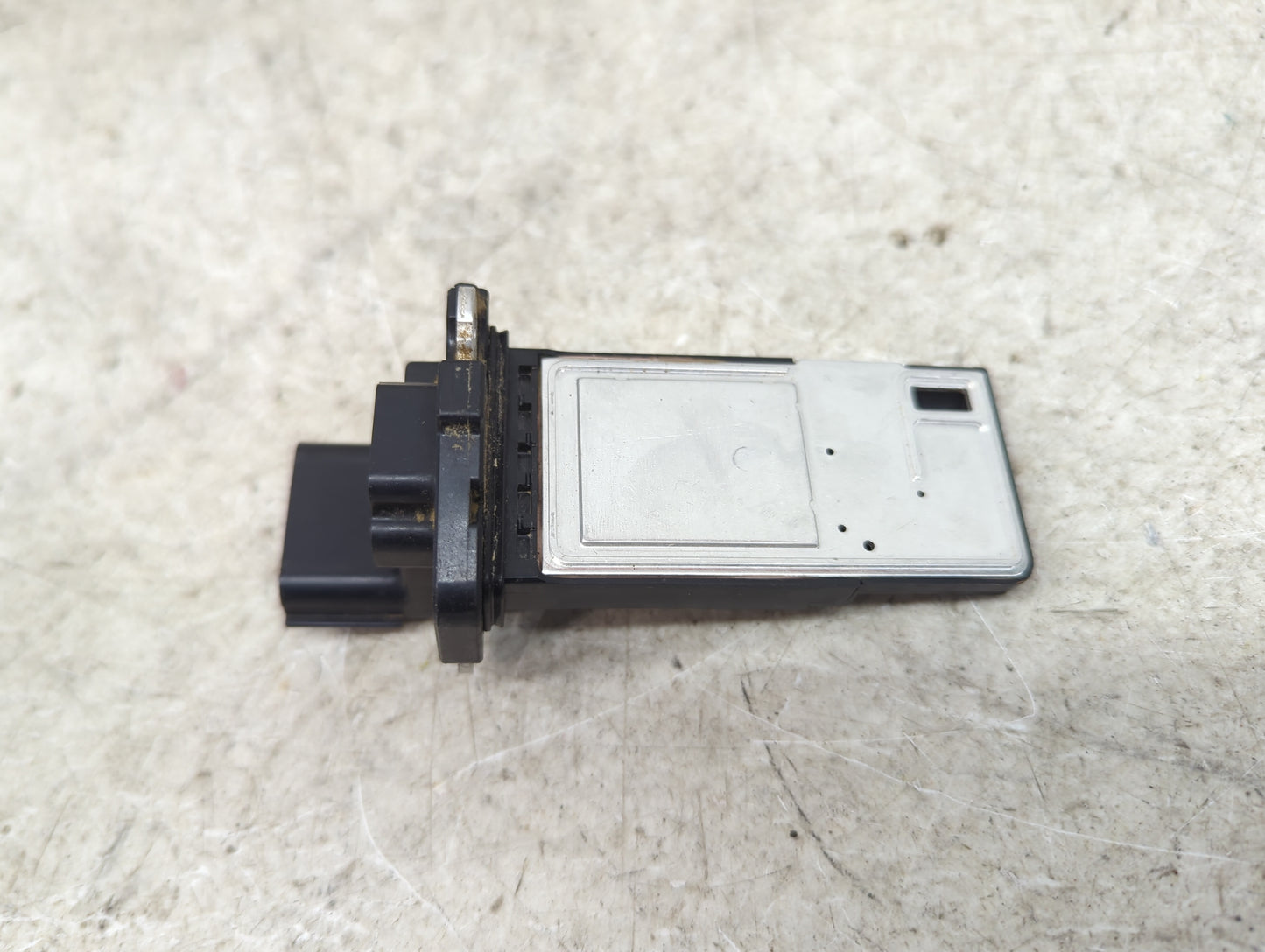Gmc Sierra 2500 Mass Air Flow Meter Maf 1487834 - Oemusedautoparts1.com