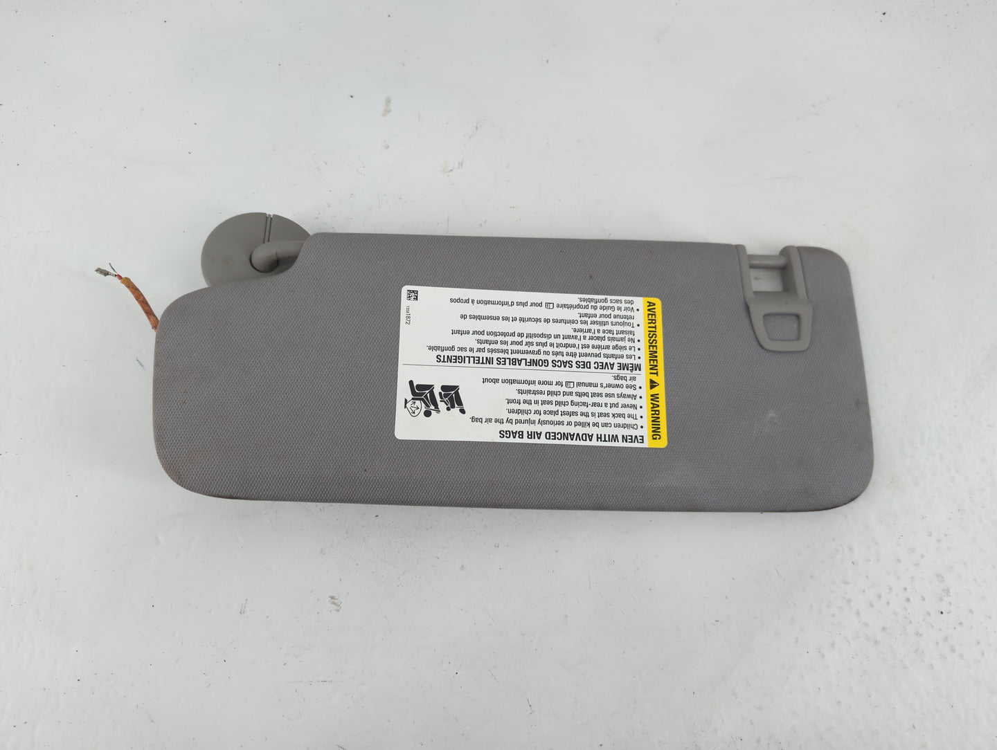 2018 Gmc Terrain Sun Visor Shade Replacement Passenger Right Mirror Fits OEM Used Auto Parts - Oemusedautoparts1.com