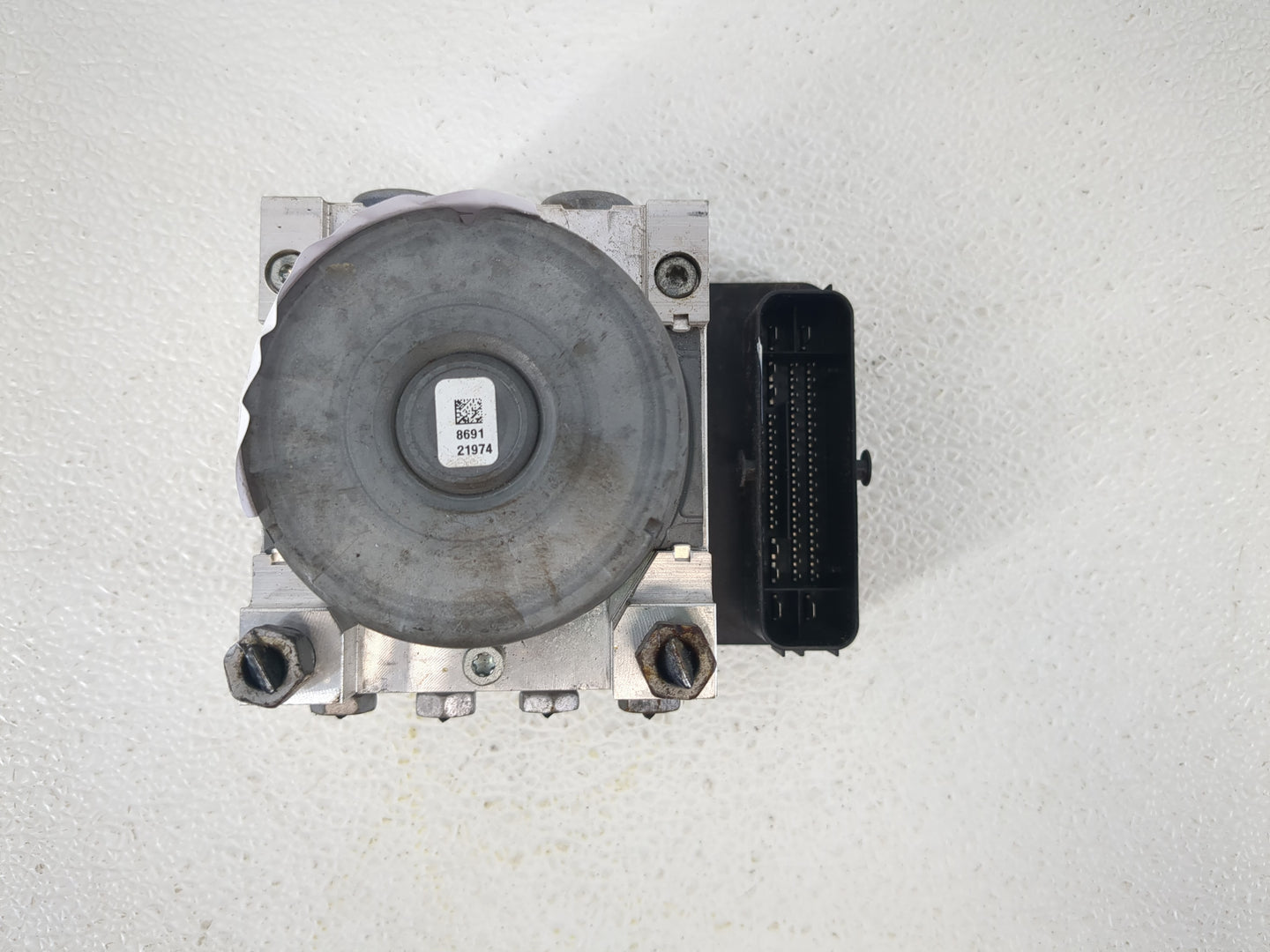 2018-2021 Gmc Terrain ABS Pump Control Module Replacement P/N:84342052 Fits Fits 2018 2019 2020 2021 OEM Used Auto Parts - O