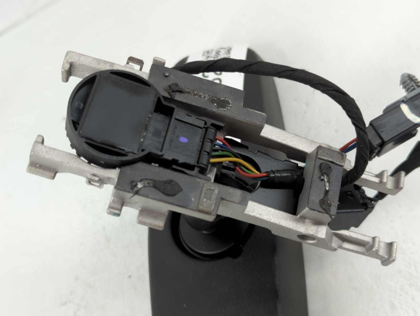 2018 Gmc Terrain Interior Rear View Mirror Replacement OEM P/N:E11026140 Fits OEM Used Auto Parts - Oemusedautoparts1.com