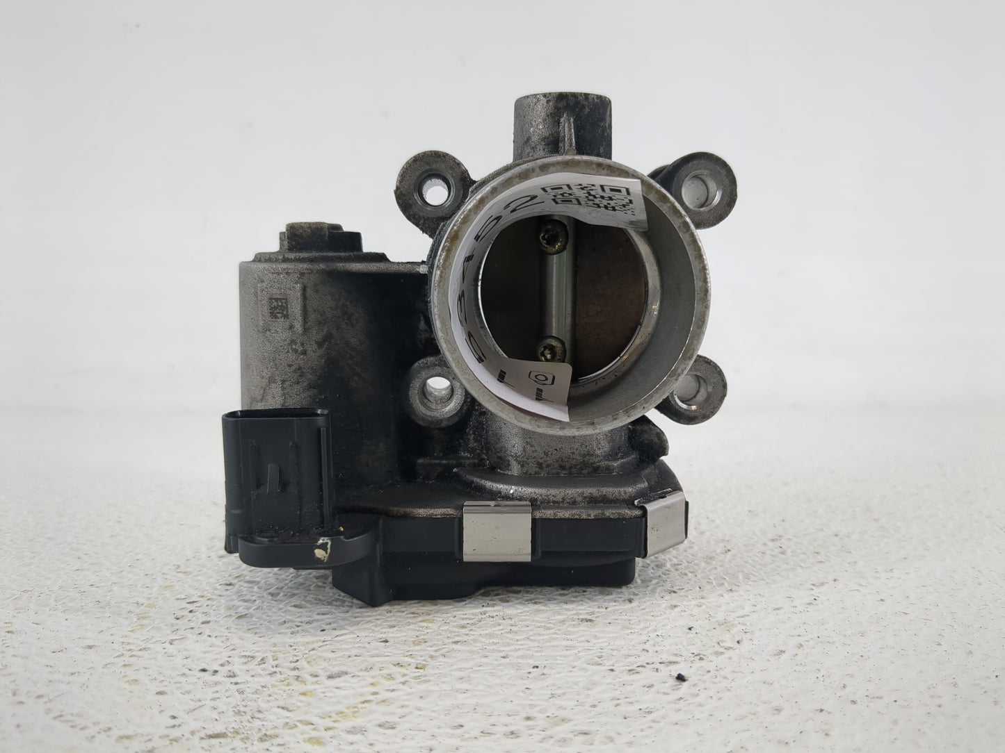 2018-2022 Gmc Terrain Throttle Body P/N:12671379AA Fits Fits 2016 2017 2018 2019 2020 2021 2022 OEM Used Auto Parts - Oemuse