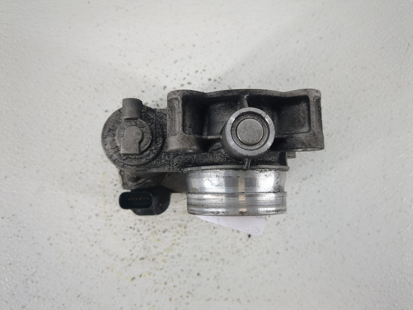 2018-2022 Gmc Terrain Throttle Body P/N:12671379AA Fits Fits 2016 2017 2018 2019 2020 2021 2022 OEM Used Auto Parts - Oemuse