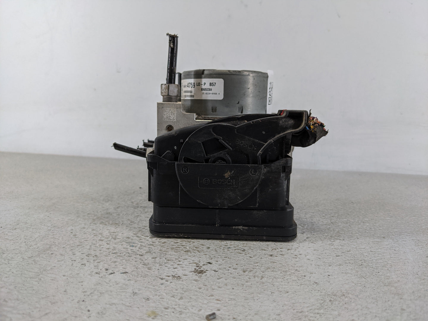 2018-2021 Gmc Terrain ABS Pump Control Module Replacement P/N:84414759 Fits Fits 2018 2019 2020 2021 OEM Used Auto Parts - O