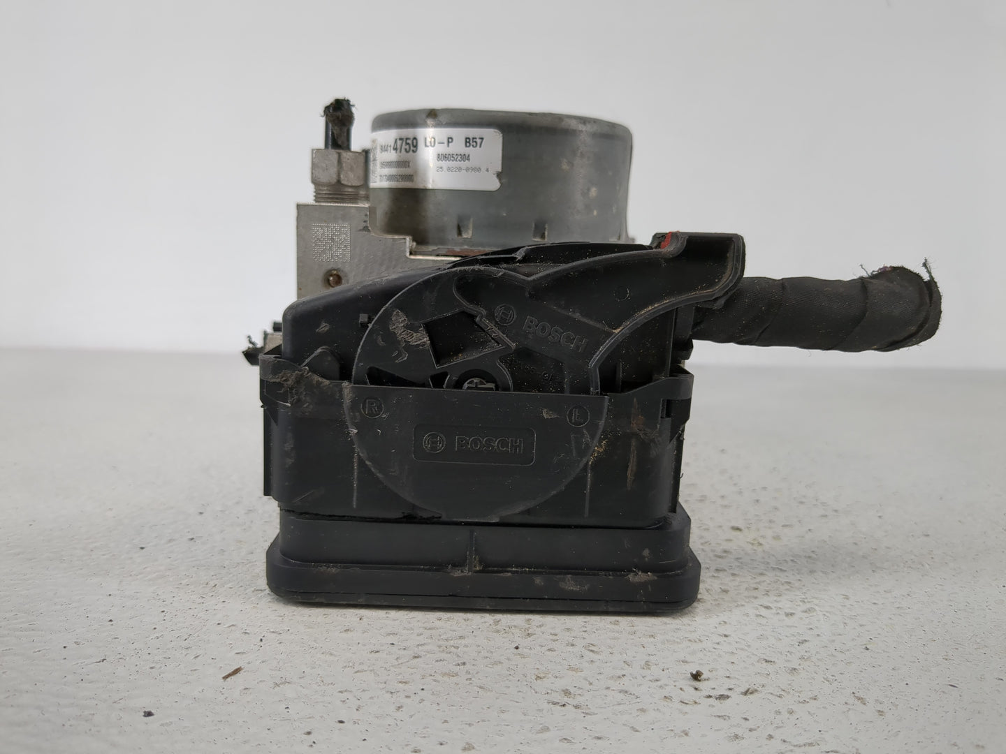 2018-2021 Gmc Terrain ABS Pump Control Module Replacement P/N:84342055 Fits Fits 2018 2019 2020 2021 OEM Used Auto Parts - O