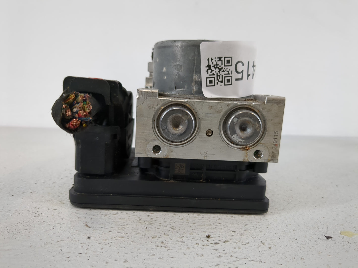 2018-2021 Gmc Terrain ABS Pump Control Module Replacement P/N:84342055 Fits Fits 2018 2019 2020 2021 OEM Used Auto Parts - O
