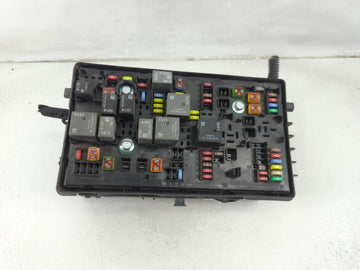 2018-2021 Gmc Terrain Fusebox Fuse Box Panel Relay Module P/N:812461952 Fits Fits 2018 2019 2020 2021 2022 OEM Used Auto Parts