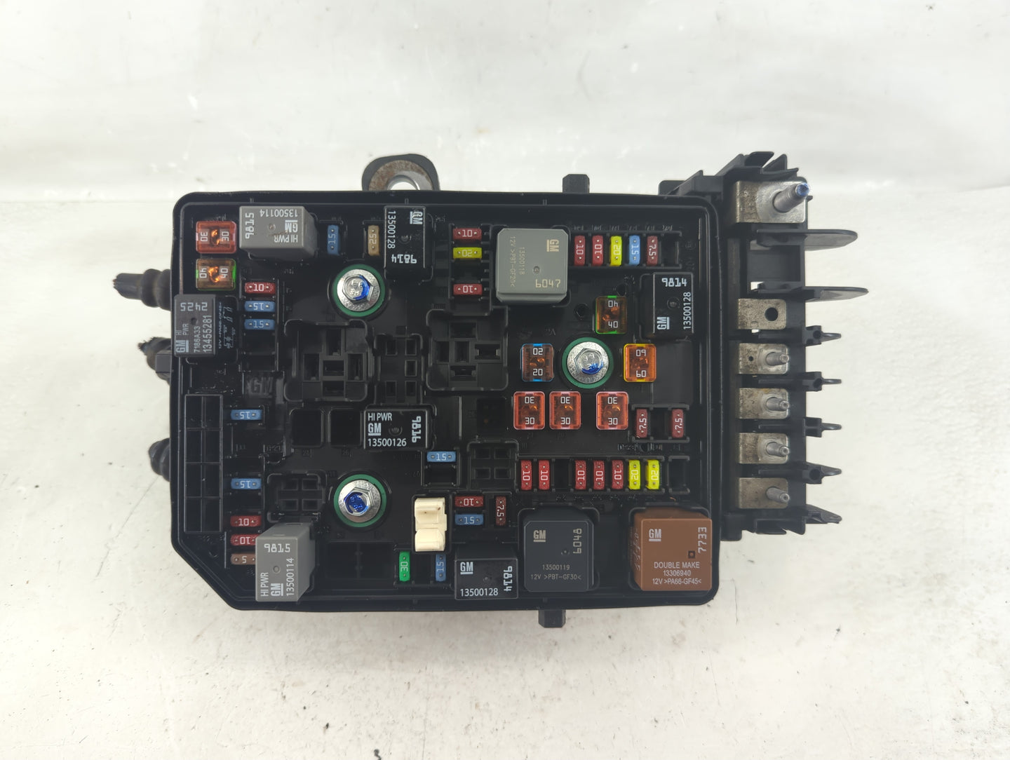2018-2021 Gmc Terrain Fusebox Fuse Box Panel Relay Module Fits Fits 2018 2019 2020 2021 2022 OEM Used Auto Parts - Oemusedau