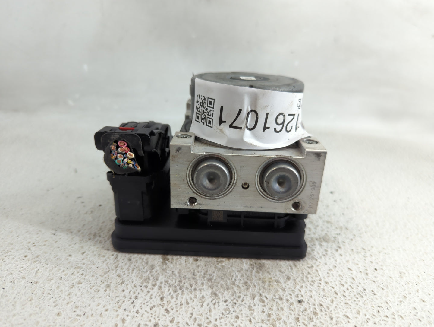 2018-2021 Gmc Terrain ABS Pump Control Module Replacement P/N:84342052 Fits Fits 2018 2019 2020 2021 OEM Used Auto Parts - O