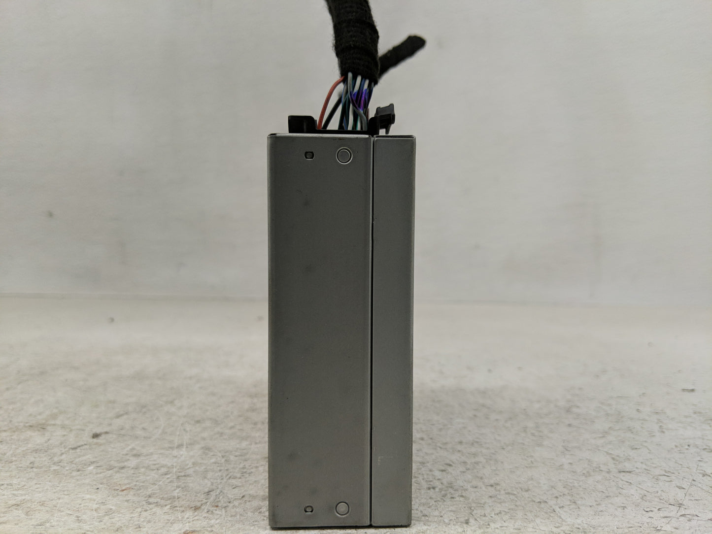2018-2019 Gmc Terrain Chassis Control Module Ccm Bcm Body Control 1295990 - Oemusedautoparts1.com